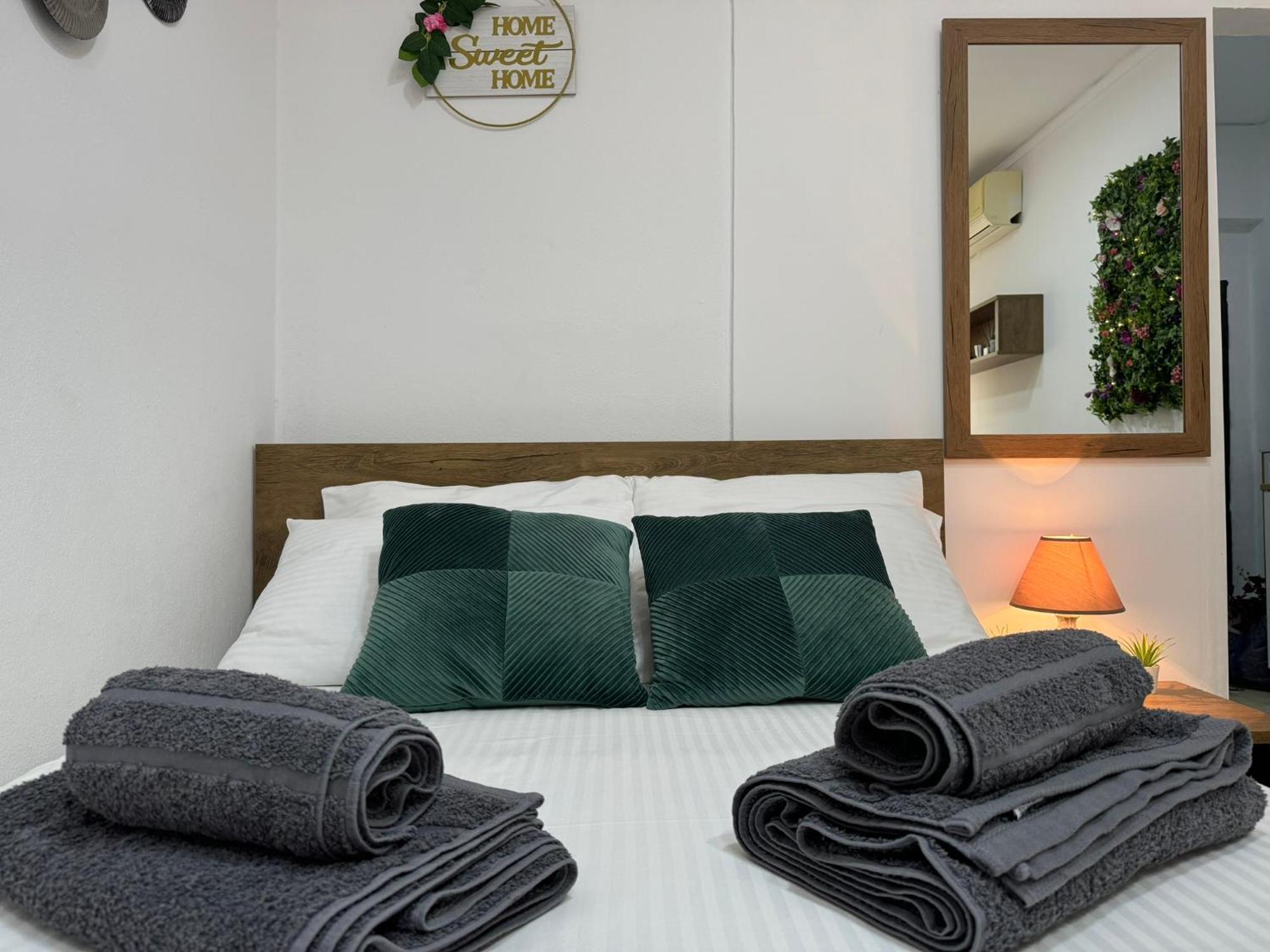 Central Park Apartment Alexandroupolis Buitenkant foto